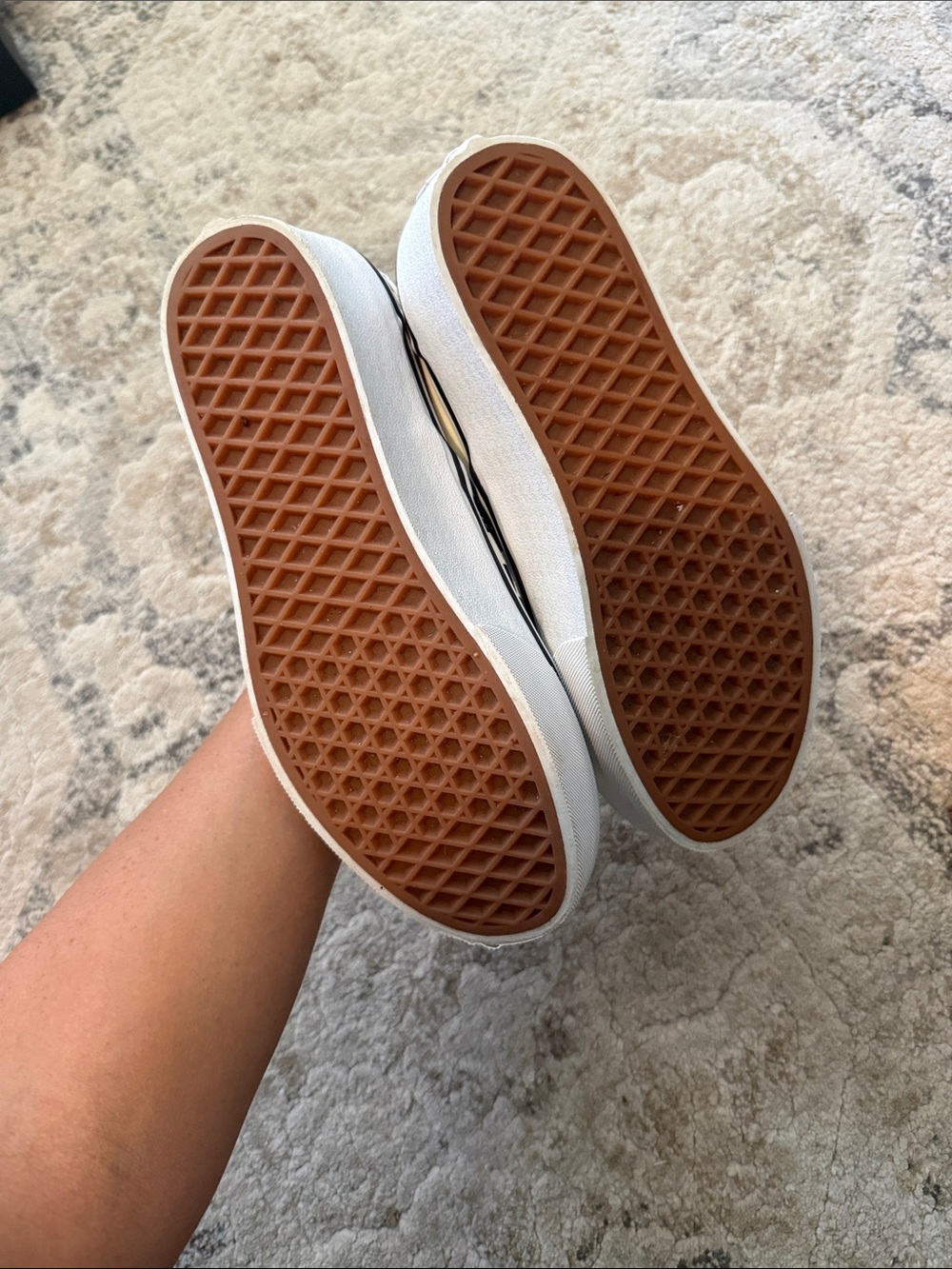 Woman’s platform Vans checkered size 7 - Picture 4 of 6